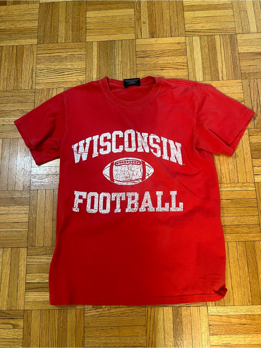 Vintage Steve & Barry's Red Wisconsin Football Tee size small